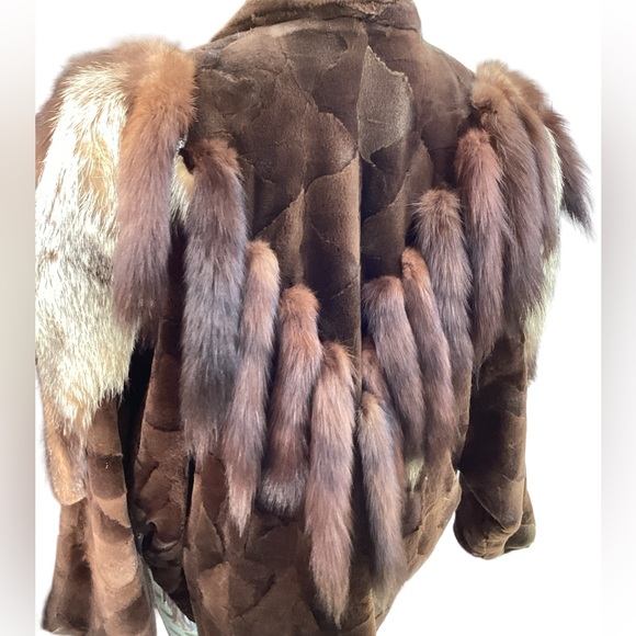 RARE Adrienne Landau for Saks Fifth Ave Sable, Mink & Fox Coat. (fc) - Picture 8 of 16